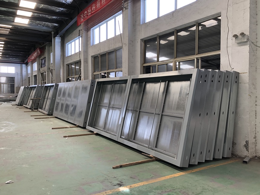 候車(chē)亭發(fā)貨圖